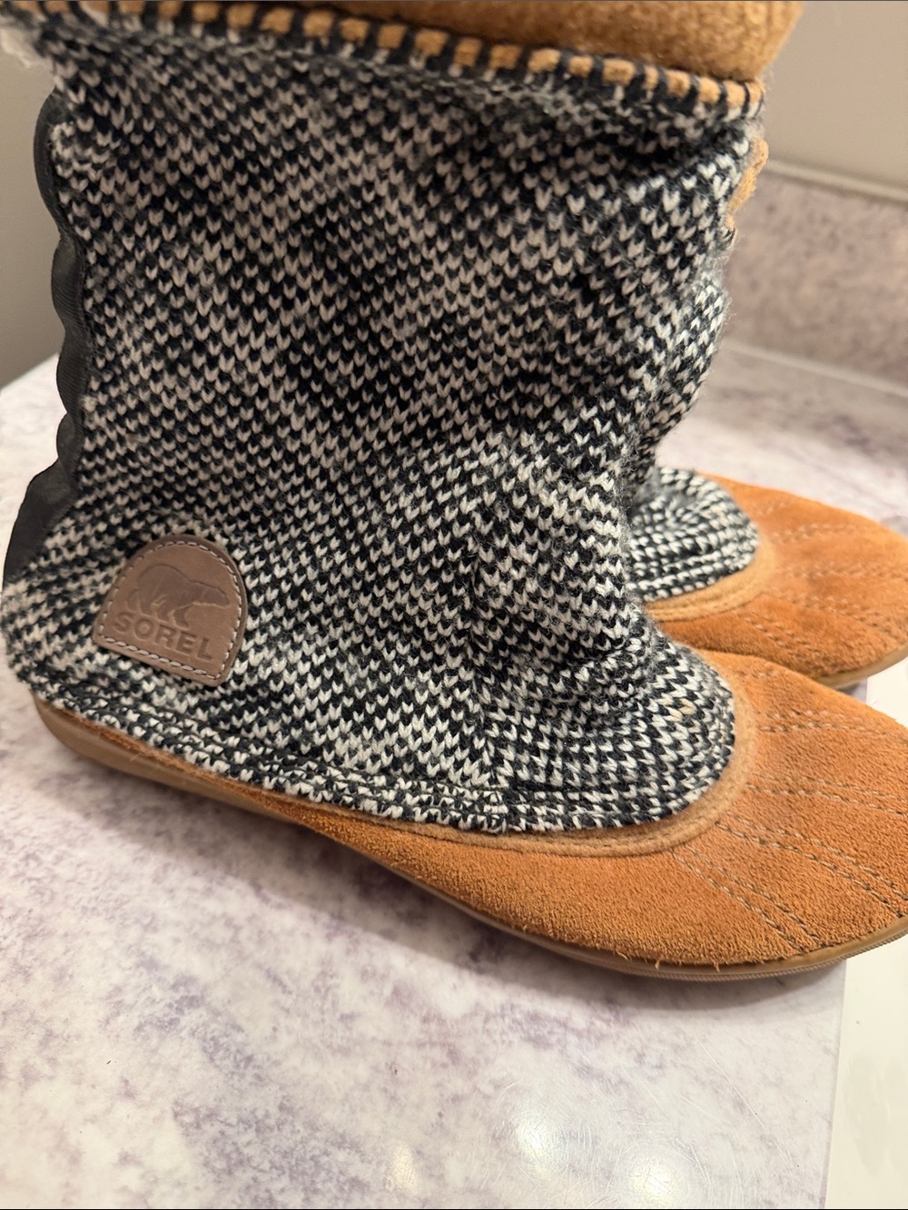 Sorel Tremblant Black/White Knit & Brown Suede Pull-On Slouch Boots 8.5